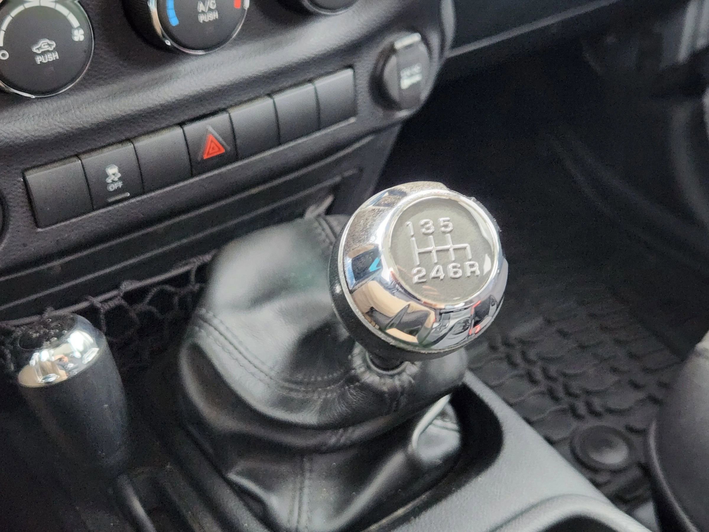 Used 2015 Jeep Wrangler Unlimited Sport w/ Quick Order Package 23S image 29