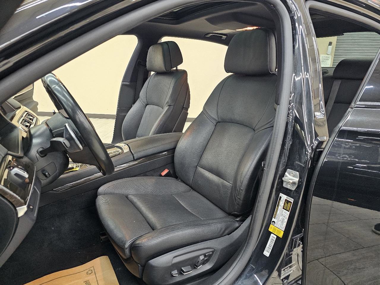 Used 2015 BMW 740Li image 17