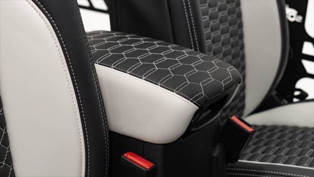 Used 2025 Jeep Gladiator Sport image 42