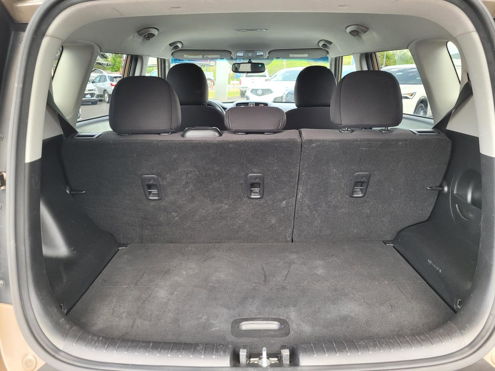 Used 2015 Kia Soul FWD image 17