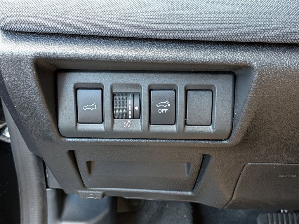 Used 2020 Subaru Outback Premium image 13