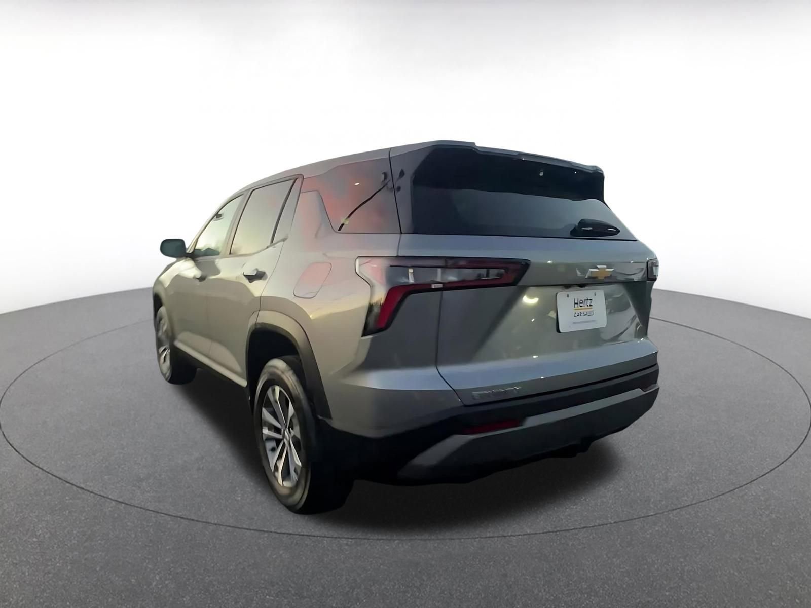 Used 2025 Chevrolet Equinox LT image 11