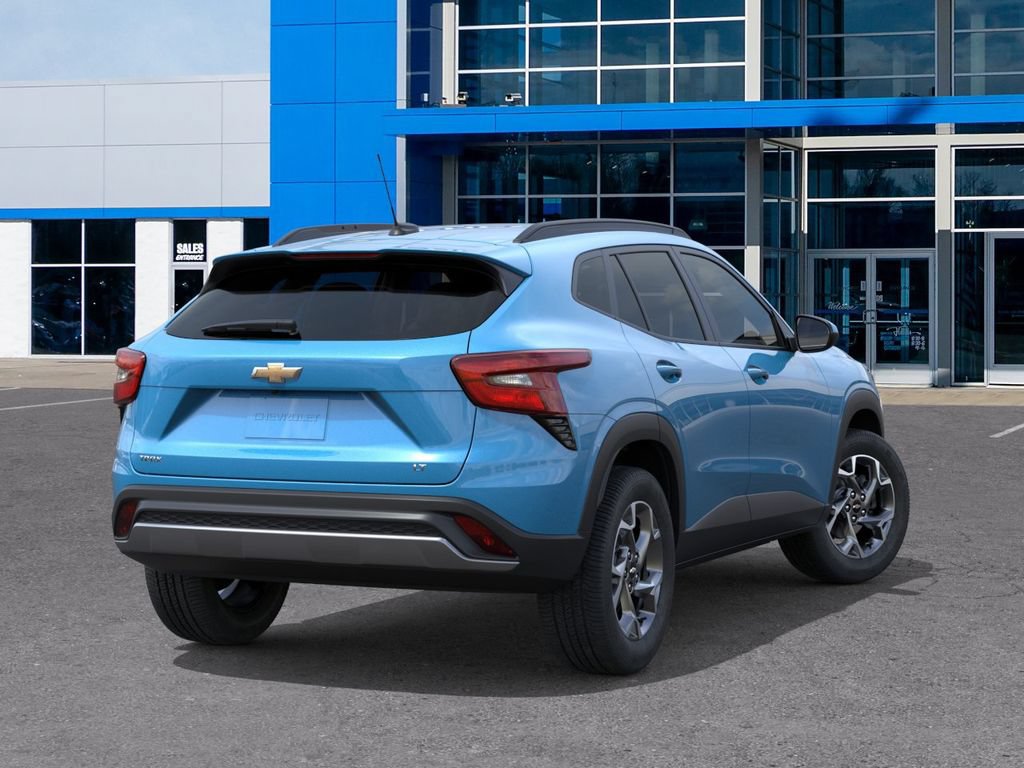New 2026 Chevrolet Trax LT w/ LT Convenience Package FWD image 4