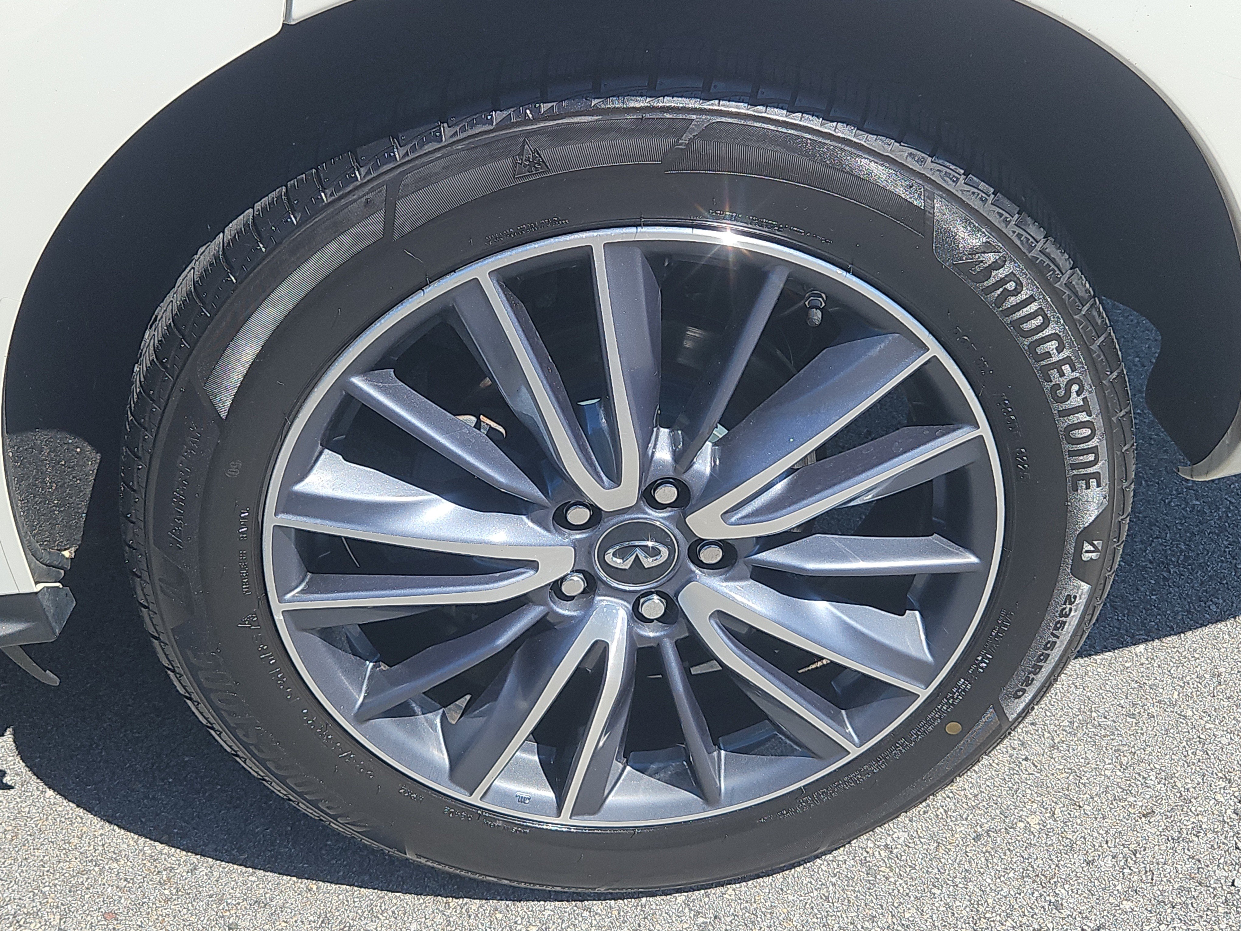 Used 2019 INFINITI QX60 Luxe w/ Sensory Package AWD/4WD image 31