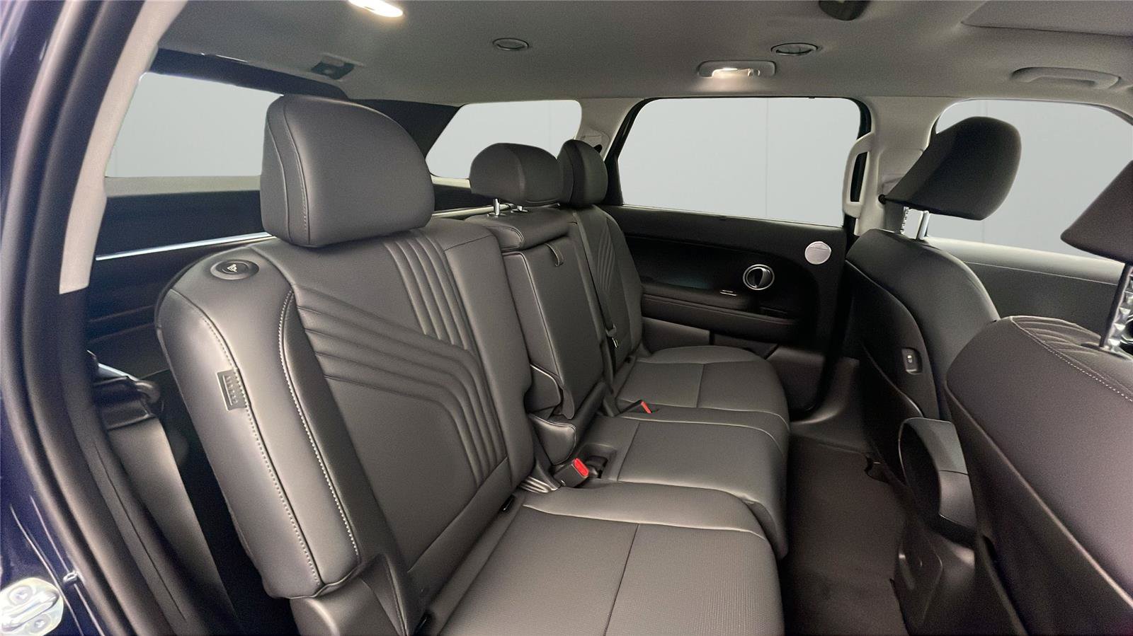 New 2026 Hyundai Palisade SEL Premium FWD image 12