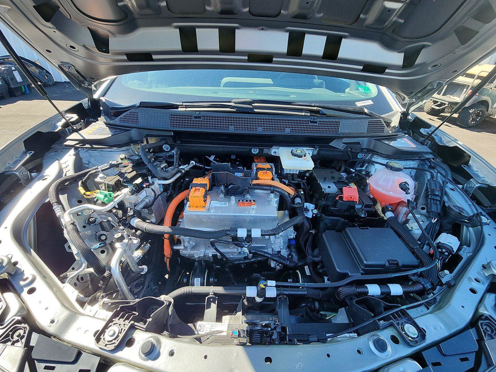 New 2025 Chevrolet Equinox EV RS AWD/4WD image 11