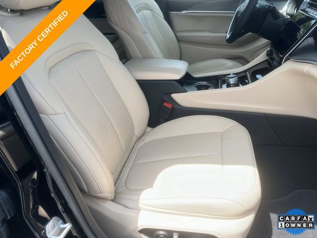 Certified 2025 Jeep Grand Cherokee L Limited w/ Luxury Tech Group II AWD/4WD image 25