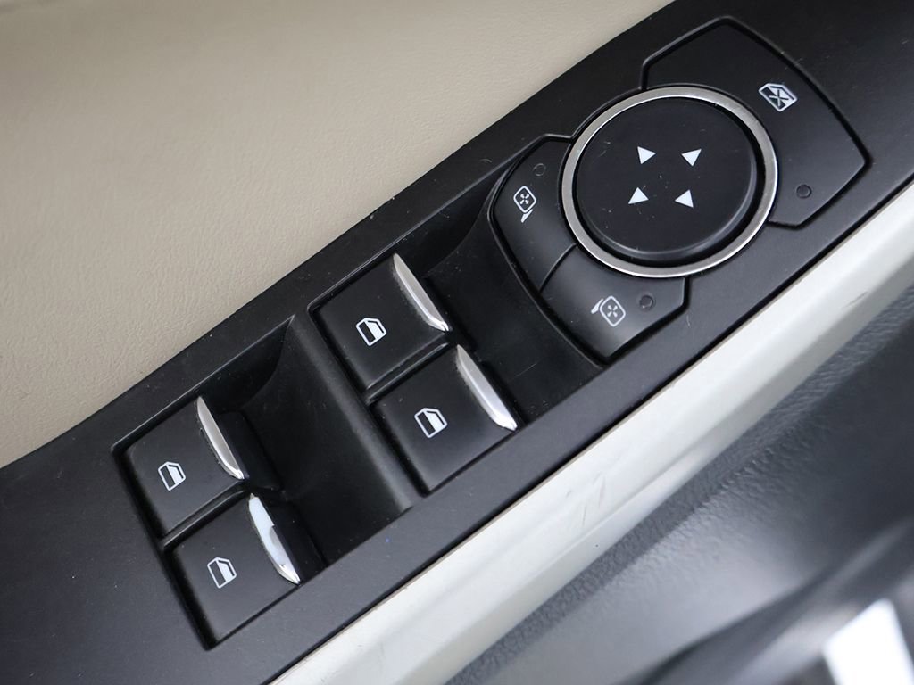 Used 2021 Ford Explorer XLT w/ Equipment Group 202A AWD/4WD image 36