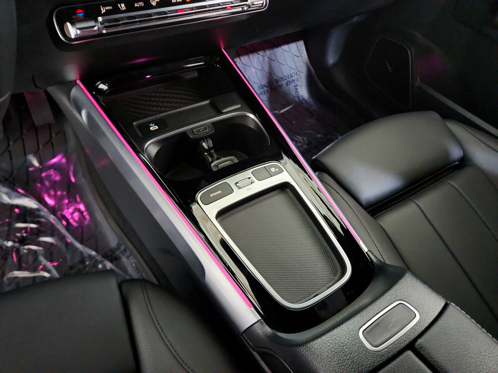 Certified 2024 Mercedes-Benz GLB 250 4MATIC image 16