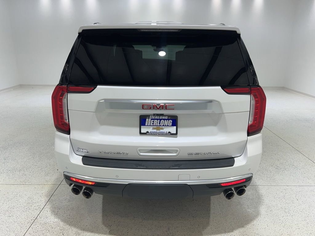 Used 2021 GMC Yukon XL Denali w/ Denali Premium Package image 4