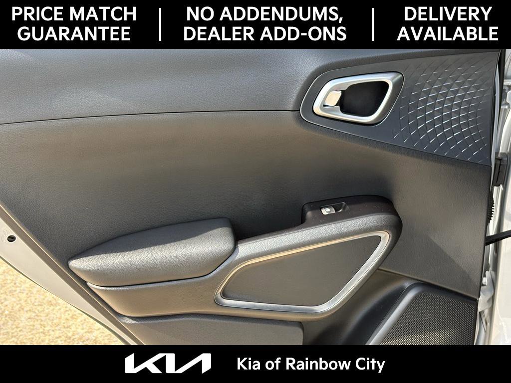 Used 2021 Kia Soul S FWD image 15