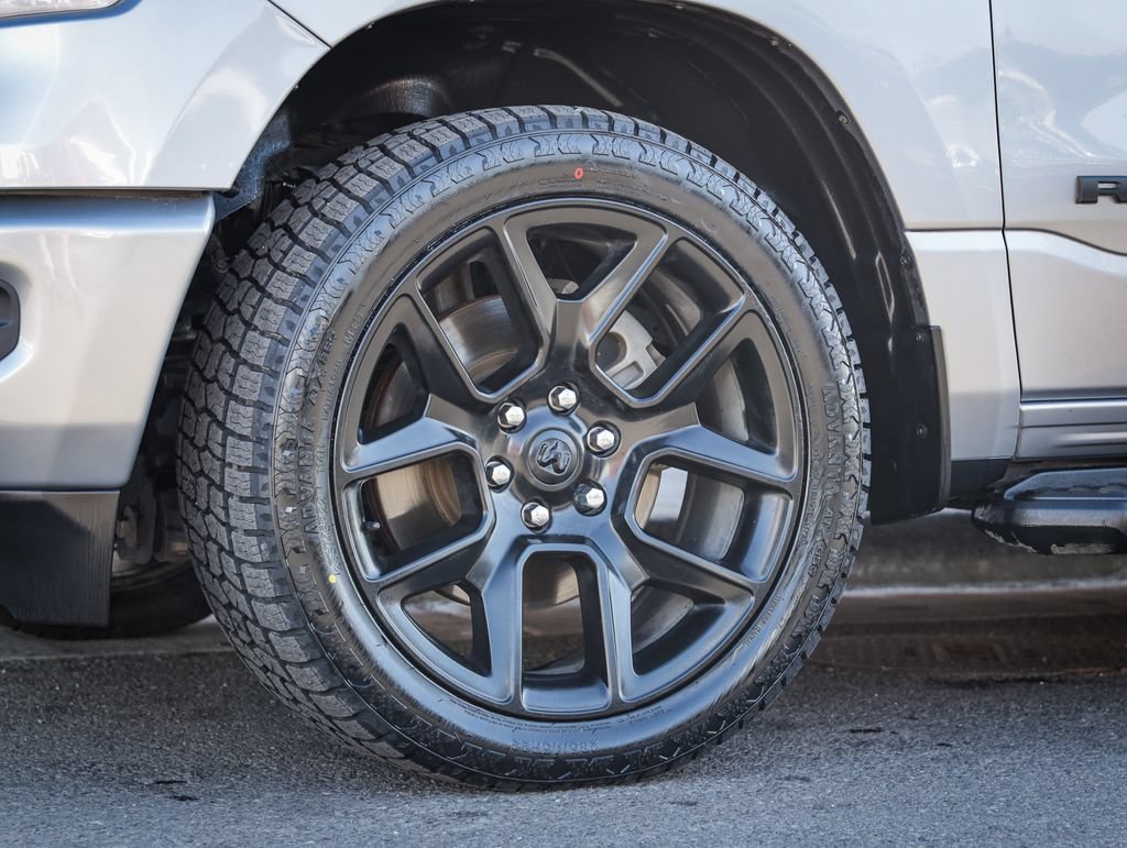 Used 2023 RAM 1500 Laramie AWD/4WD image 11
