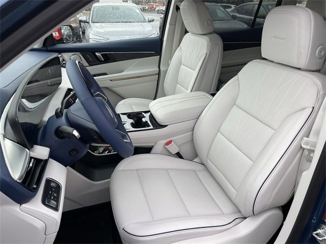 New 2026 Buick Enclave Avenir w/ Super Cruise Package image 11