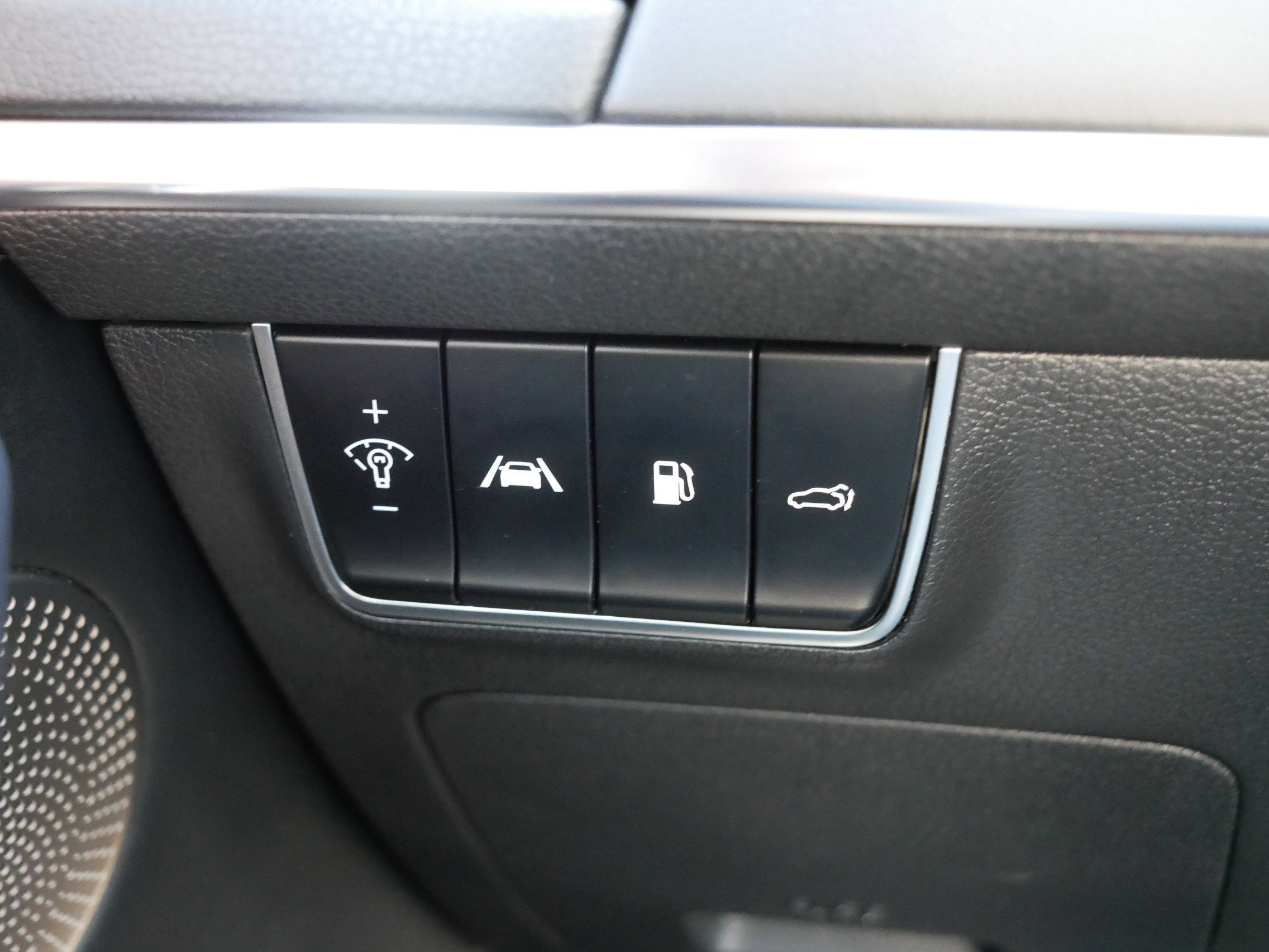 Certified 2023 Kia Stinger GT2 image 26