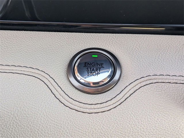 Used 2020 Lincoln Navigator Reserve w/ Luxury Package image 22