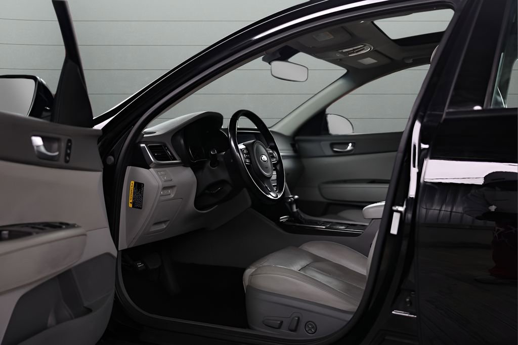 Used 2016 Kia Optima EX w/ Option Group 040 image 22