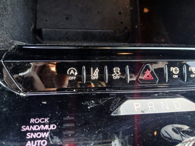 Used 2023 Jeep Wagoneer Series III w/ Premium Group I image 22