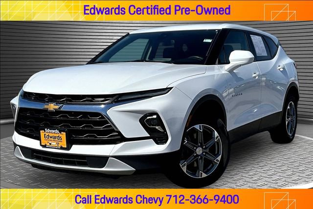 Used 2023 Chevrolet Blazer LT AWD/4WD image 1