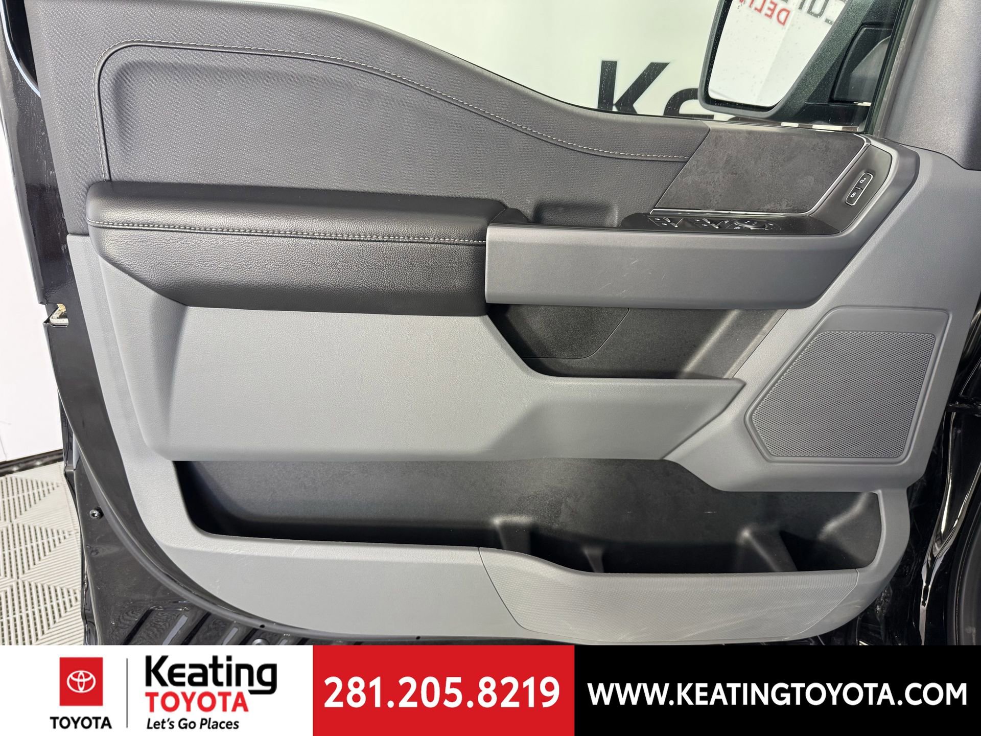 Used 2025 Ford F150 XLT w/ Equipment Group 301A Standard image 11