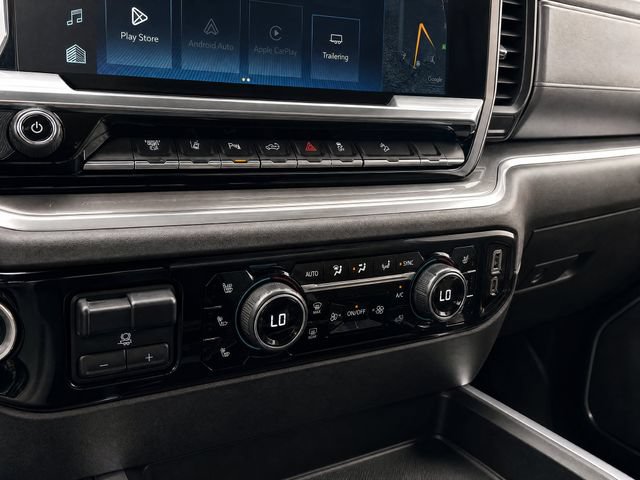 Used 2024 Chevrolet Silverado 2500 High Country w/ High Country Premium Package AWD/4WD image 14
