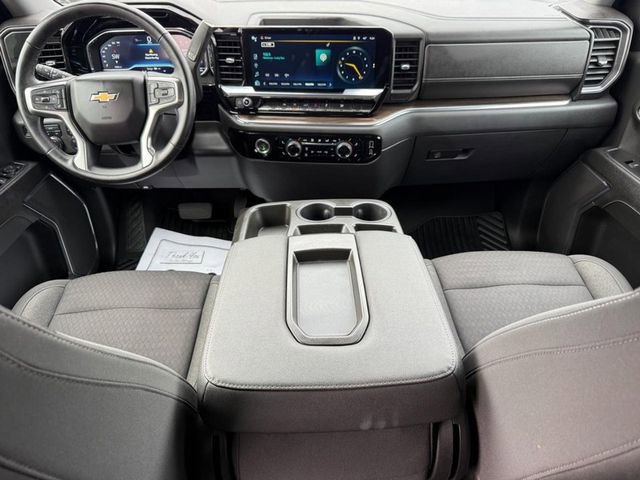 Used 2023 Chevrolet Silverado 1500 LT image 11