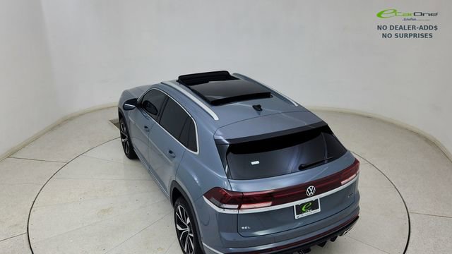 Used 2025 Volkswagen Atlas Cross Sport SEL Premium R-Line AWD/4WD image 86