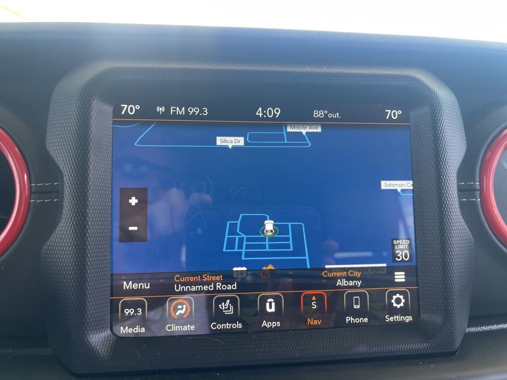 Used 2022 Jeep Wrangler Unlimited Sahara w/ Cold Weather Group image 16