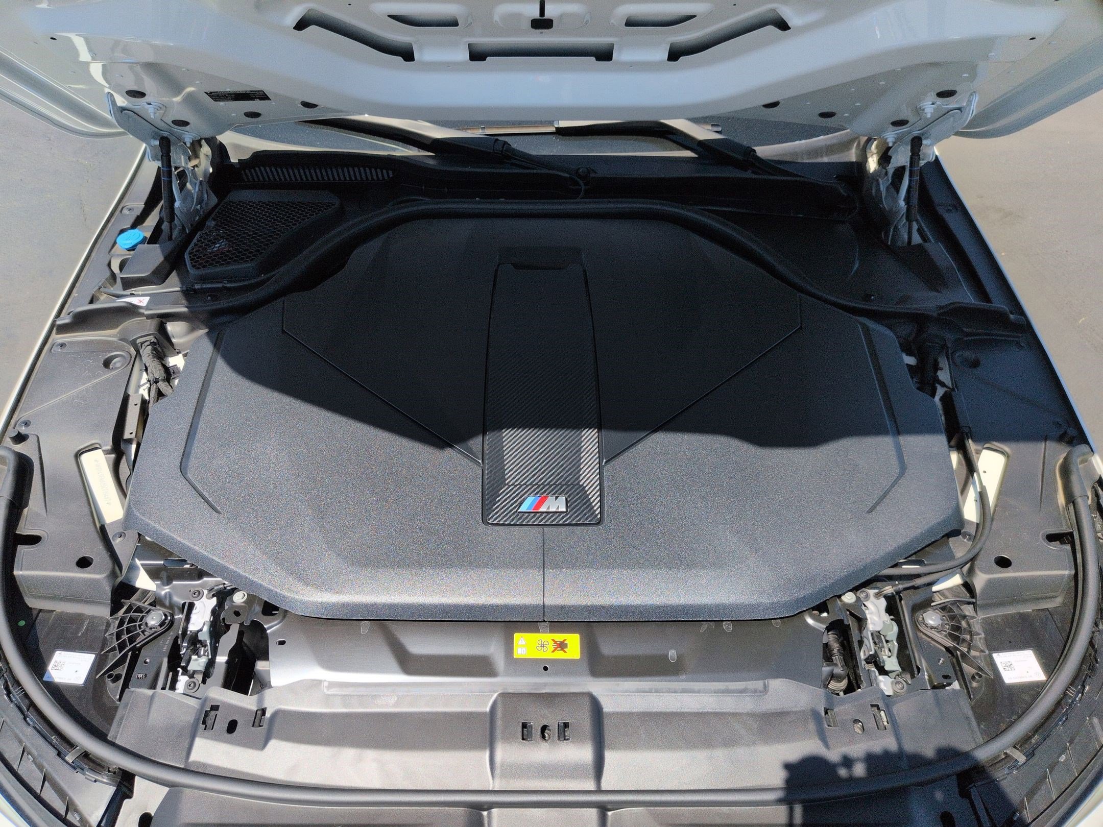 Used 2025 BMW i5 M60 w/ Premium Package image 34