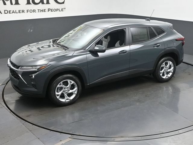 New 2026 Chevrolet Trax LS w/ LS Convenience Package FWD image 22