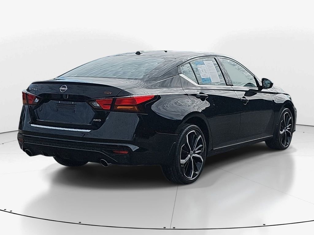 Used 2023 Nissan Altima 2.5 SR image 5