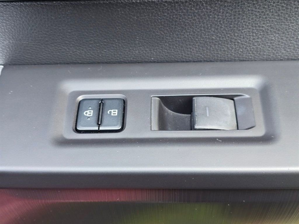 Used 2023 Toyota Sequoia Platinum AWD/4WD image 29