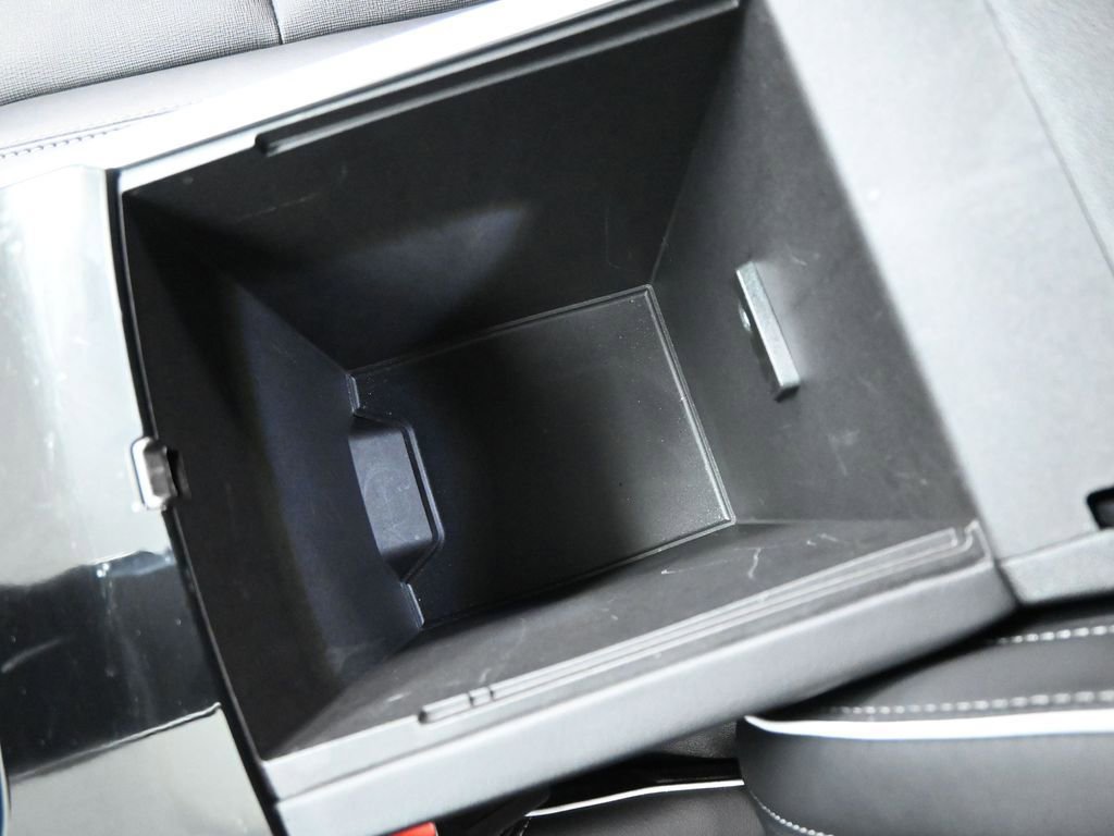 Used 2025 Buick Enclave Preferred image 30