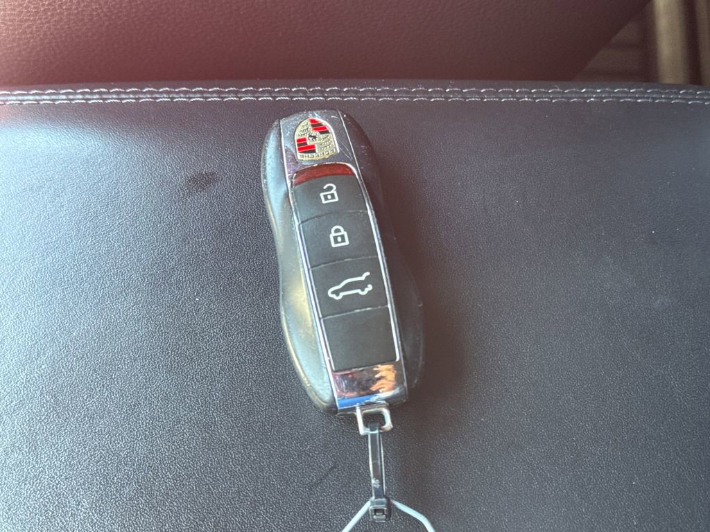 Used 2021 Porsche Macan image 29