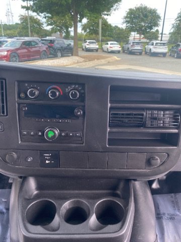Used 2013 Chevrolet Express 3500 LS RWD image 21