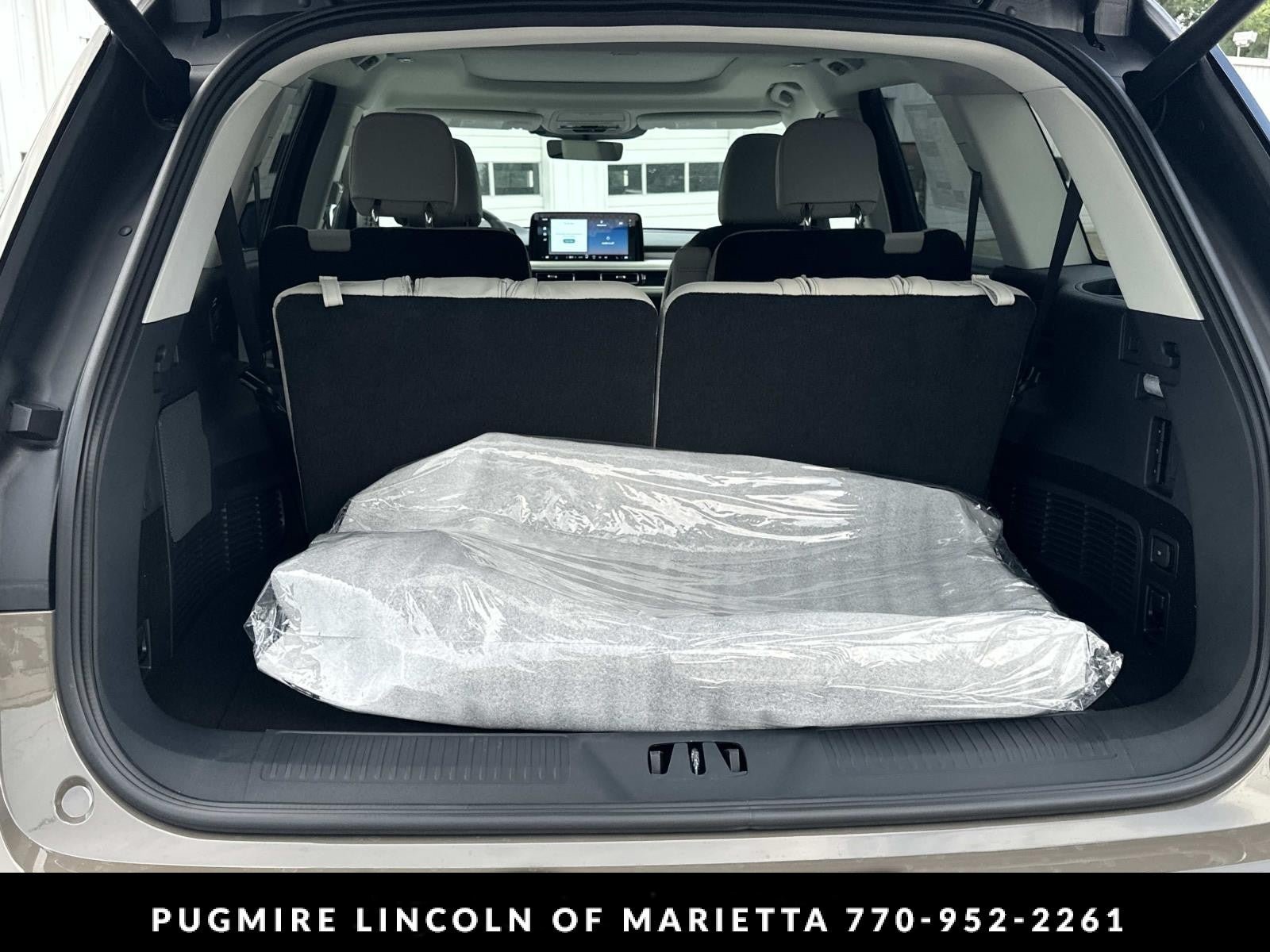 New 2026 Lincoln Aviator 2WD image 18