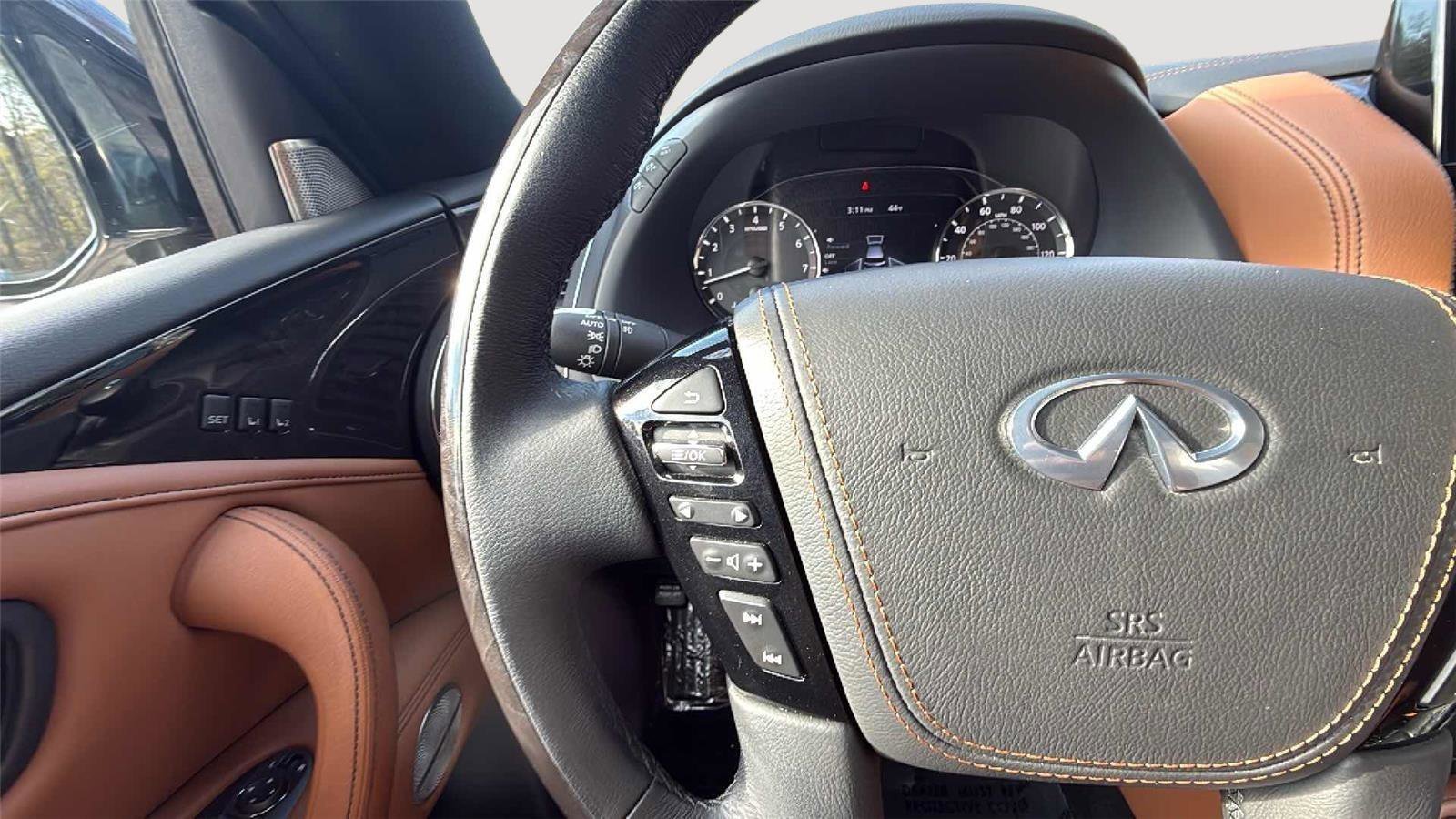 Used 2024 INFINITI QX80 Sensory w/ Cargo Package image 18