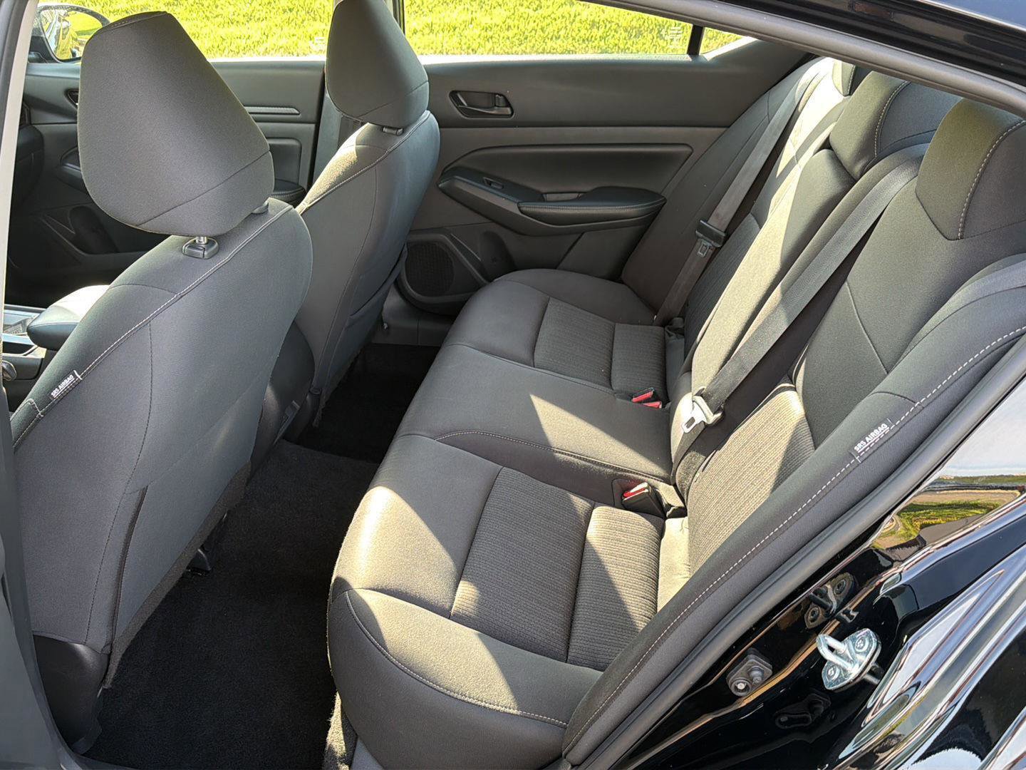 Used 2024 Nissan Altima 2.5 SV FWD image 10