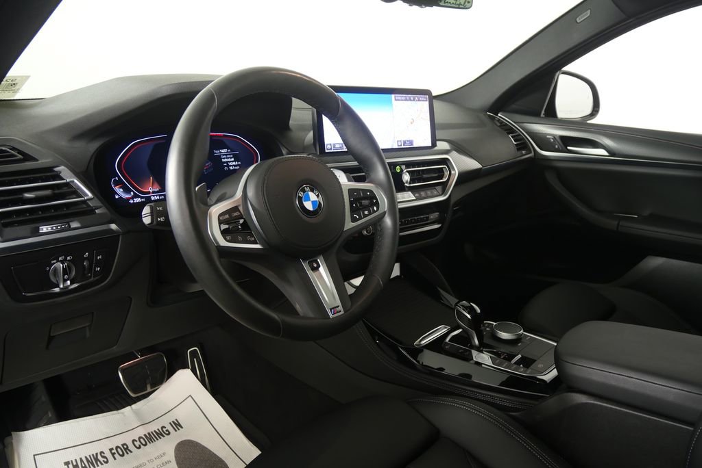 Used 2024 BMW X4 xDrive30i w/ Premium Package AWD/4WD image 12