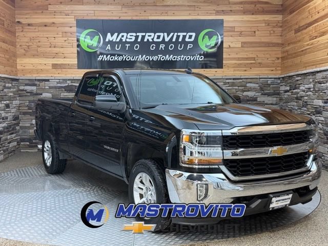 Used 2018 Chevrolet Silverado 1500 LT w/ All Star Edition AWD/4WD image 1