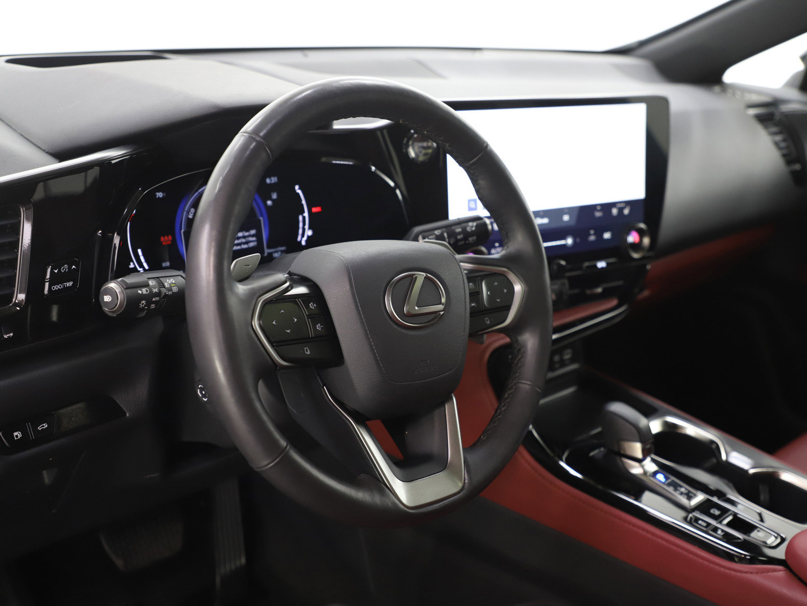 Used 2024 Lexus NX 350h AWD w/ Vision Package image 22