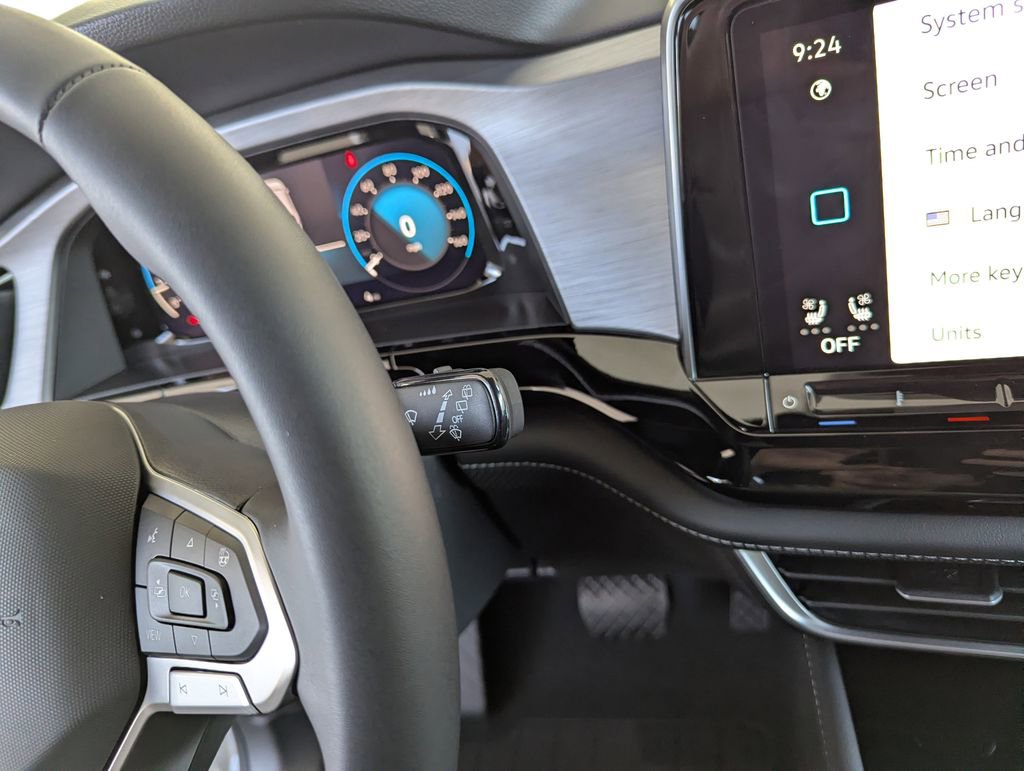 New 2026 Volkswagen Atlas Cross Sport SE image 24