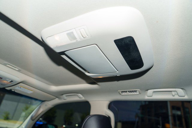 Used 2013 Toyota Land Cruiser image 23