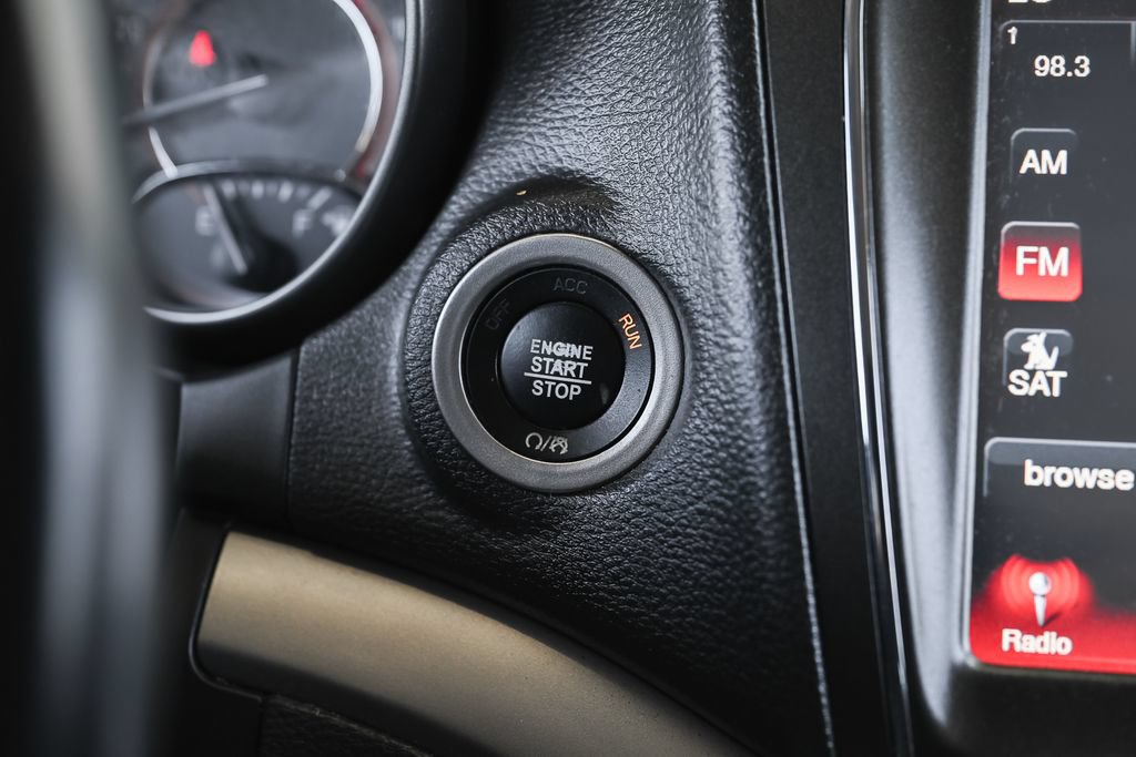 Used 2018 Dodge Journey Crossroad FWD image 28