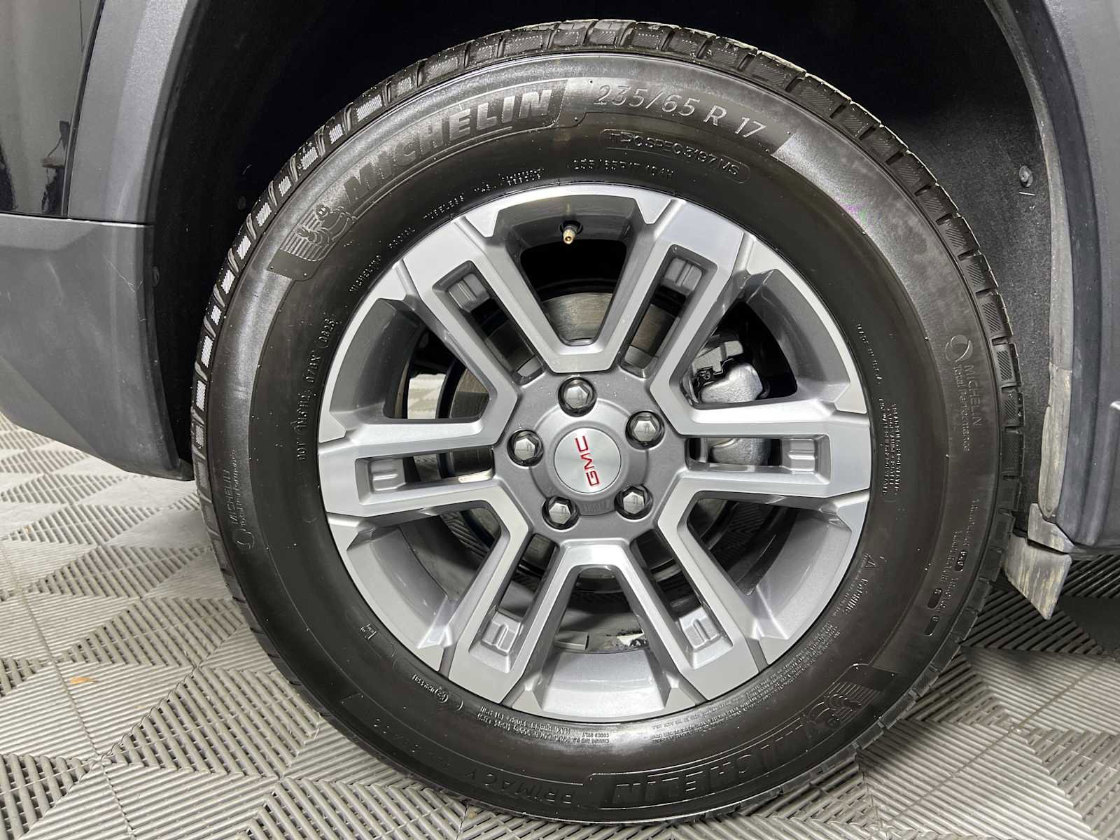 Used 2025 GMC Terrain Elevation AWD/4WD image 26