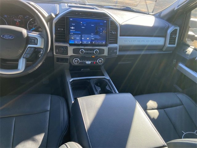 Used 2022 Ford F250 Lariat w/ Black Appearance Package image 16