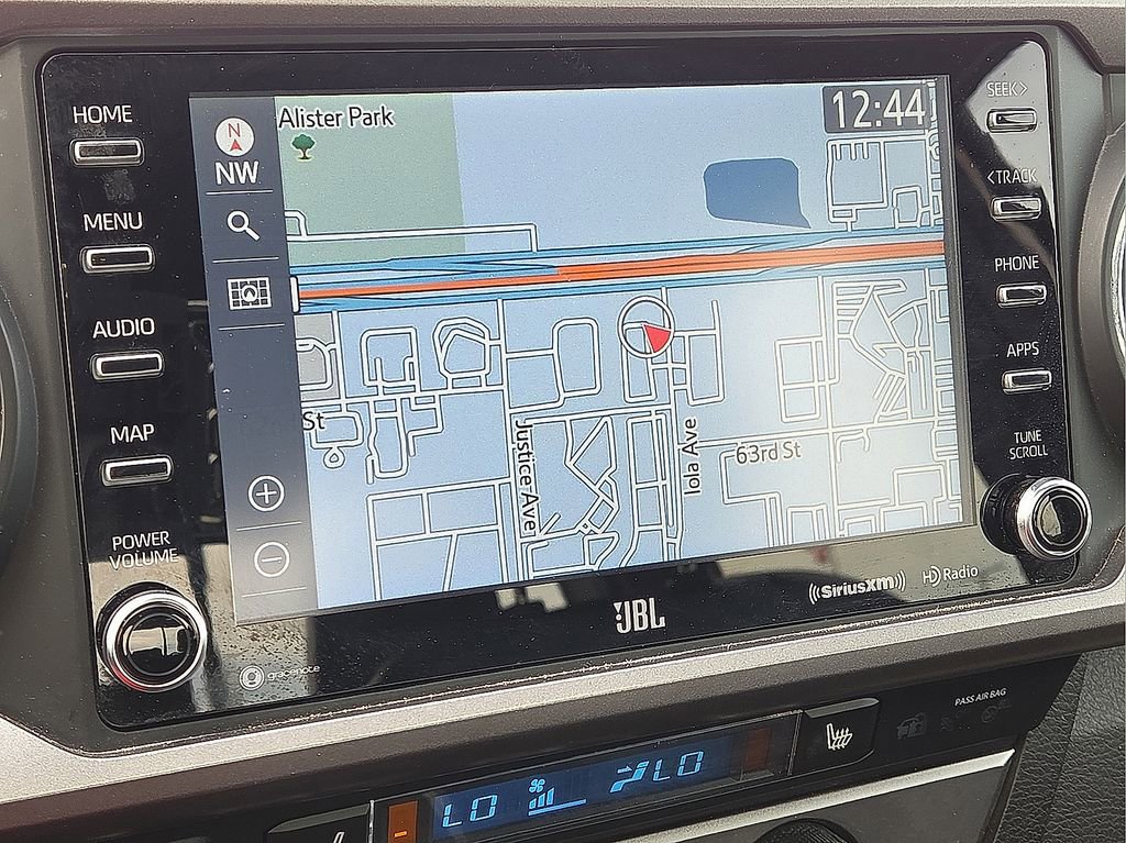 Used 2021 Toyota Tacoma Limited image 28