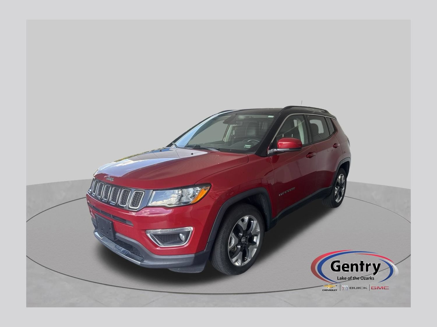 Used 2018 Jeep Compass Limited w/ Navigation Group AWD/4WD image 1