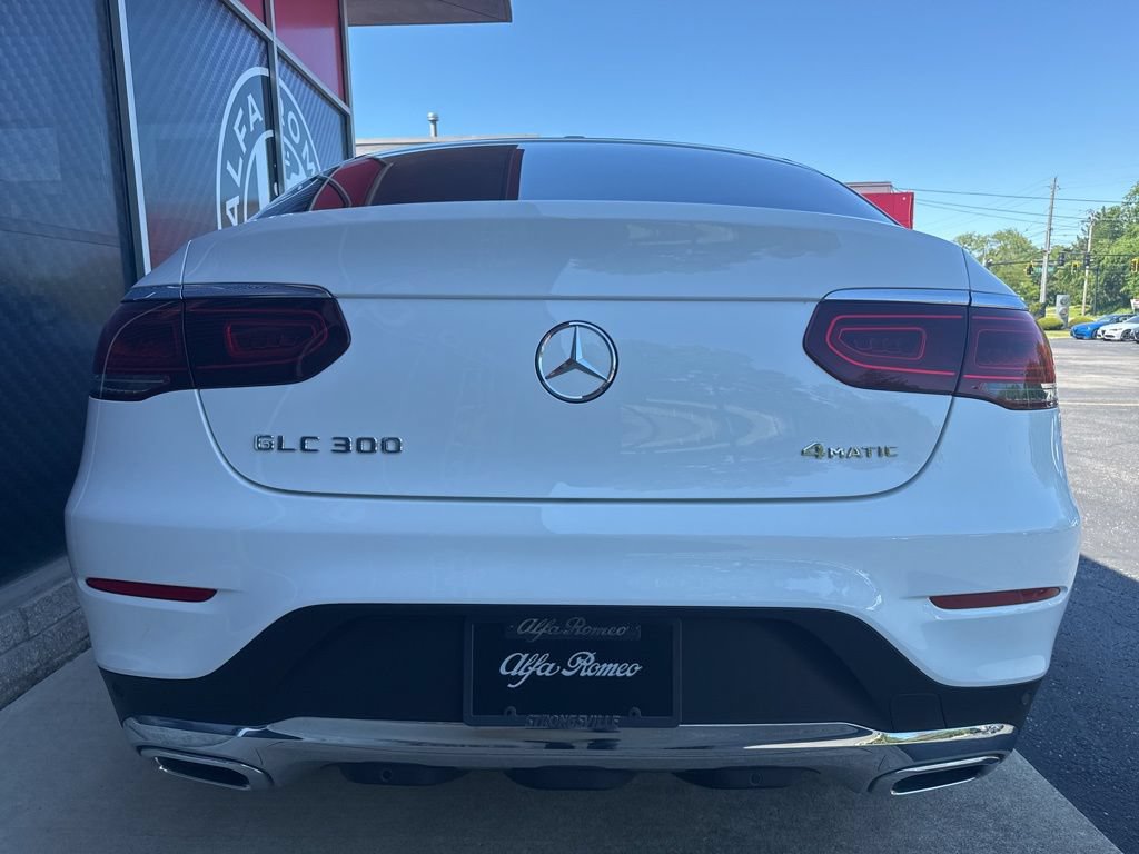 Used 2023 Mercedes-Benz GLC 300 4MATIC Coupe image 10