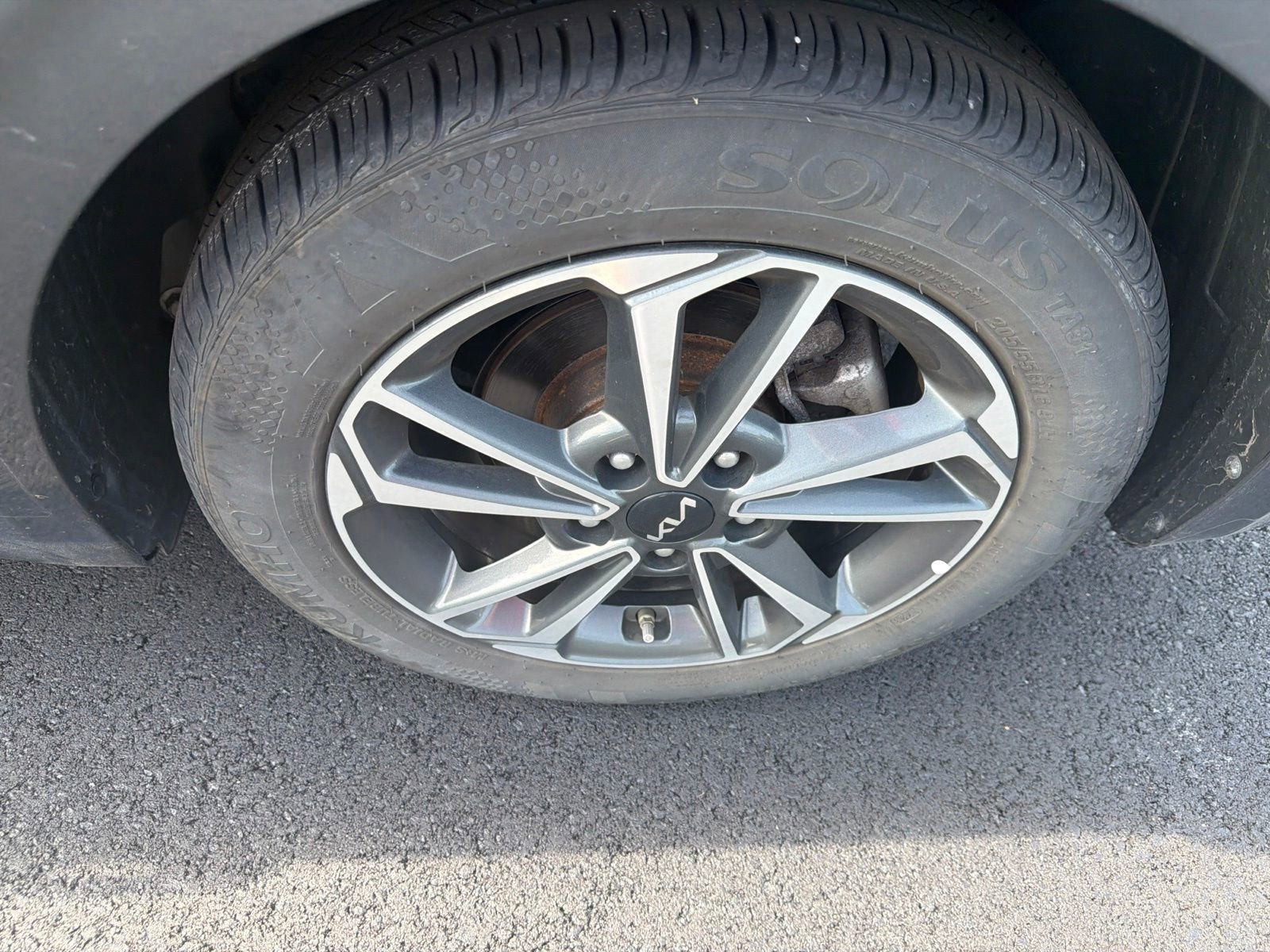 Certified 2023 Kia Forte LXS w/ LXS Technology Package FWD image 6