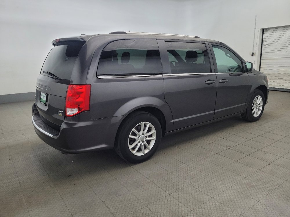 Used 2019 Dodge Grand Caravan SXT image 10